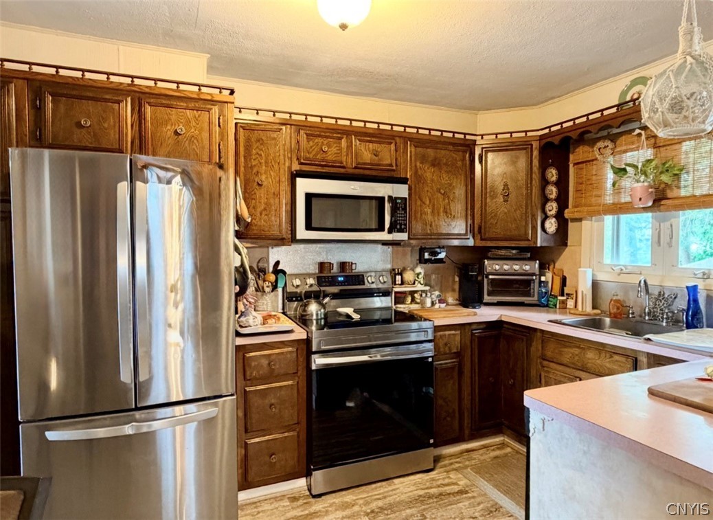 606 Berwick Road South Salina, NY 13208 - Photo 15 of 28