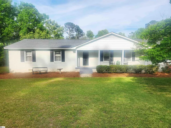 $360,000 | 207 State Rd S-30-754, Clinton, SC 29325