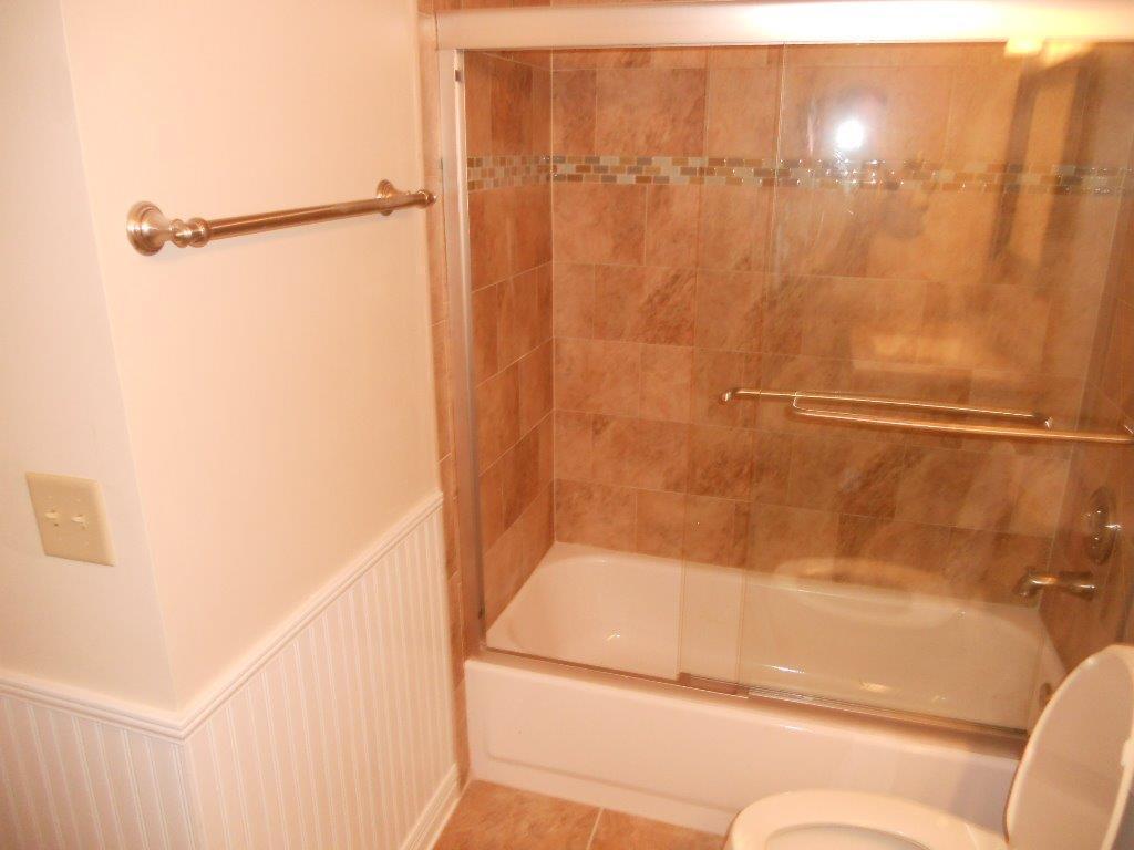 5048 Heatherhill Lane, Unit 1107 Boca Raton, FL 33486 - Photo 10 of 12 Master Bath
