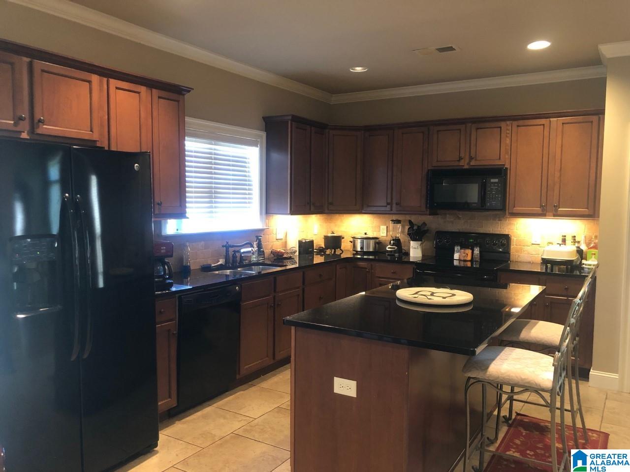 487 Heathersage Road Alabaster, AL 35114 - Photo 3 of 21