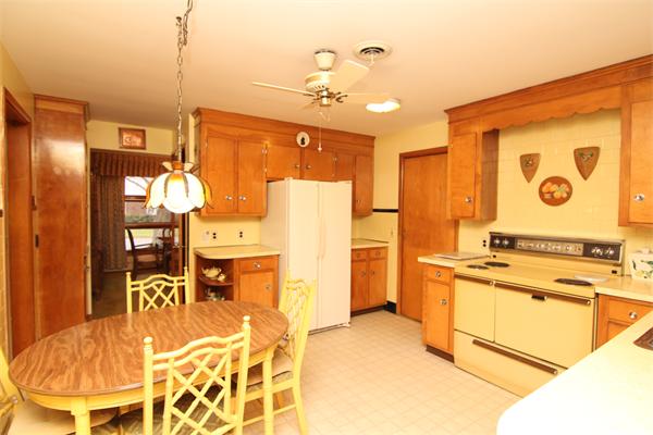 6 Country Club Road Stoneham, MA 02180 - Photo 14 of 25 Gallery Image 14