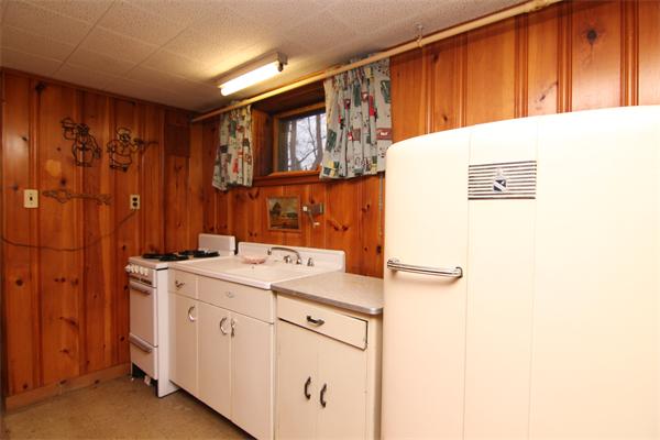 6 Country Club Road Stoneham, MA 02180 - Photo 18 of 25 Gallery Image 18