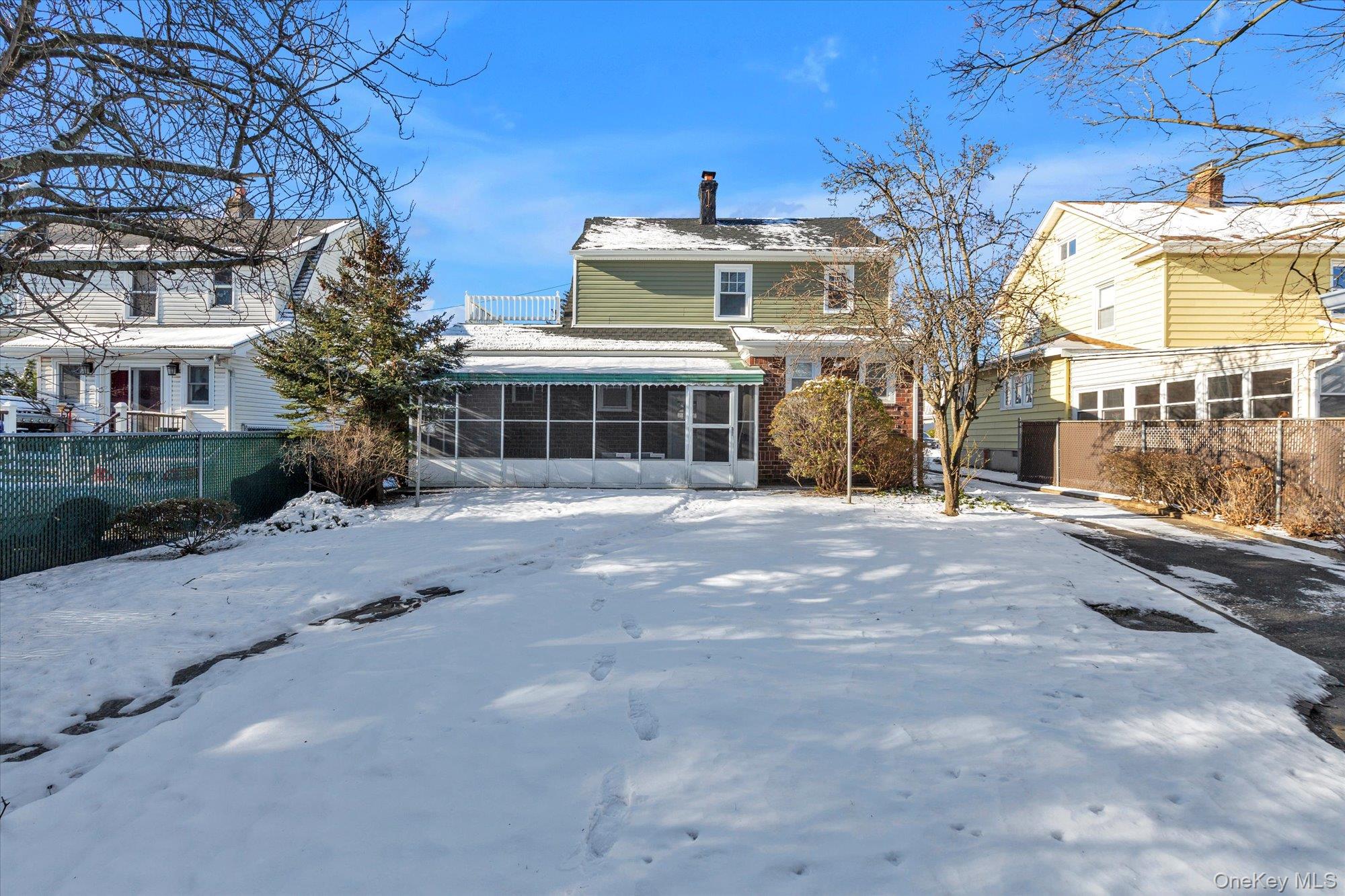 246 Wellington Road Mineola, NY 11501 - Photo 23 of 24