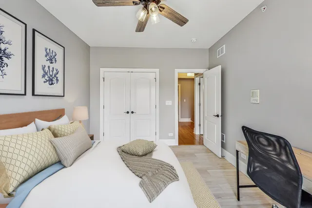 $650,000 | 1450 East Northwest Highway, Unit 13, Arlington Heights, IL 60004