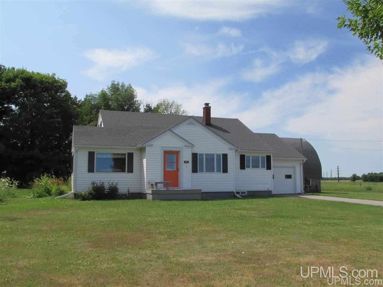 7911 County 426 M.5 Road Gladstone, MI 49837 - Photo 1 of 32 Gallery Image 1