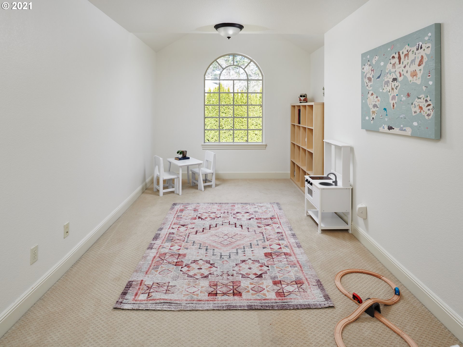 1022 Southwest Stephenson Street Portland, OR 97219 - Photo 21 of 31 Gallery Image 21