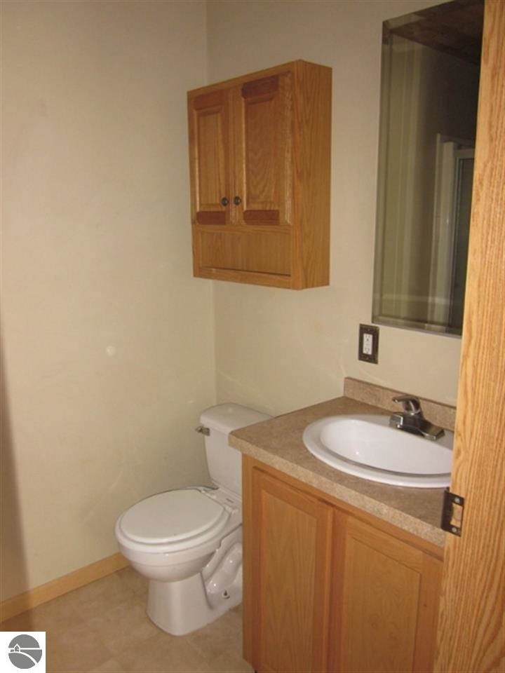 521 Tyler Road Southeast Kalkaska, MI 49646 - Photo 26 of 35 1784942-25.JPG