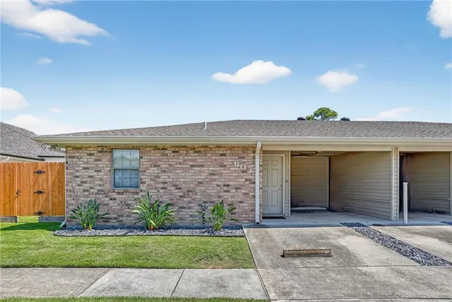 $1,600 | 603 Carnation Avenue, Metairie, LA 70001