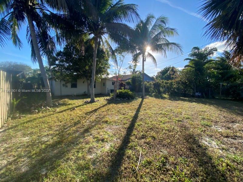 363 Glouchester Street Boca Raton, FL 33487 - Photo 13 of 13 a view of swimming pool with a backyard