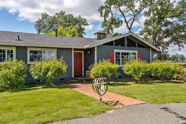 $869,000 | 4720 Clark Drive, Kelseyville, CA 95451