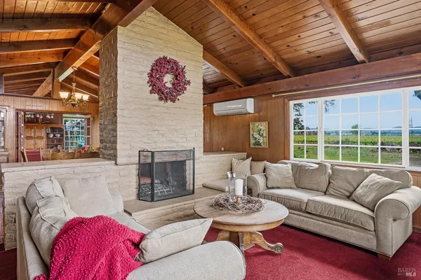 $869,000 | 4720 Clark Drive, Kelseyville, CA 95451