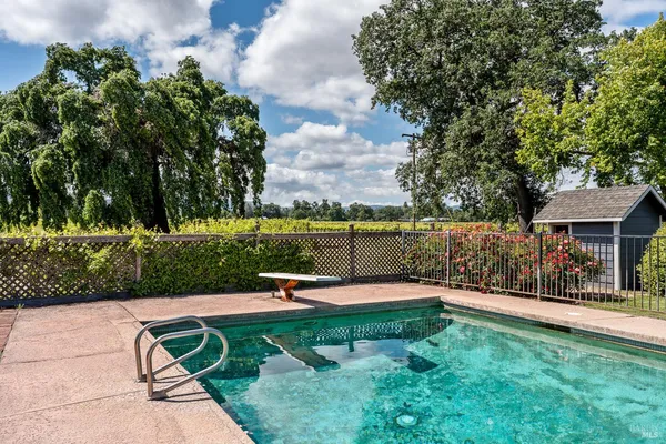 $869,000 | 4720 Clark Drive, Kelseyville, CA 95451