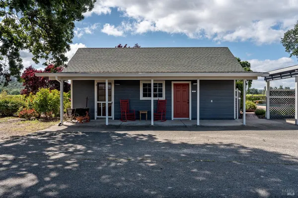 $869,000 | 4720 Clark Drive, Kelseyville, CA 95451