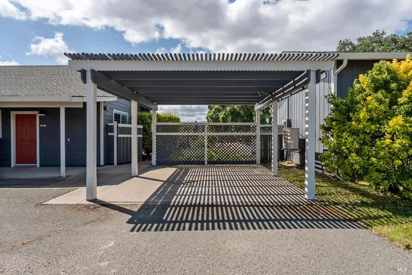 $869,000 | 4720 Clark Drive, Kelseyville, CA 95451