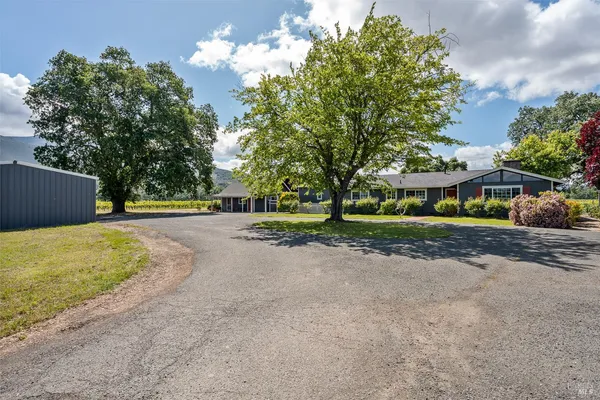 $869,000 | 4720 Clark Drive, Kelseyville, CA 95451
