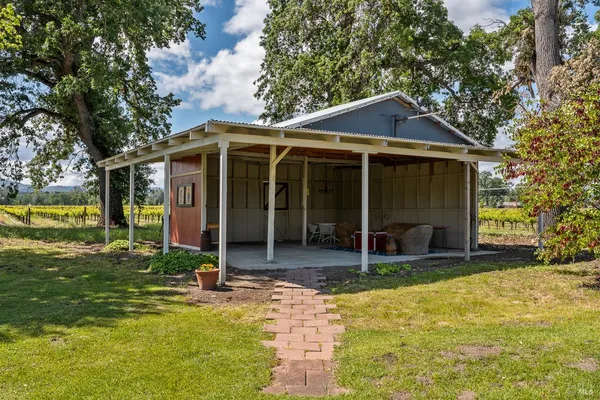 $869,000 | 4720 Clark Drive, Kelseyville, CA 95451
