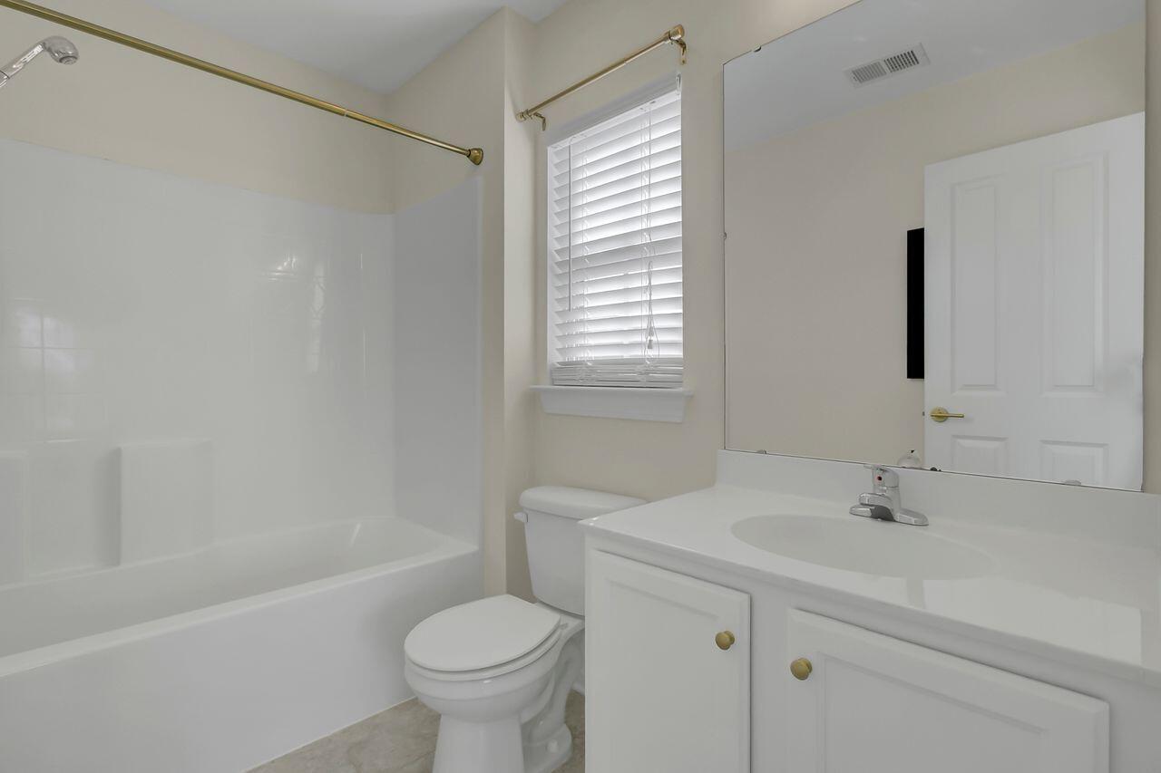 204 Rice Mill Place Wando, SC 29492 - Photo 22 of 41 Bedroom #2 Bath