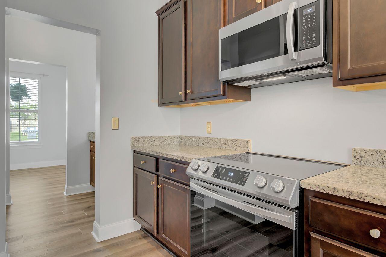 204 Rice Mill Place Wando, SC 29492 - Photo 6 of 41 Kitchen1