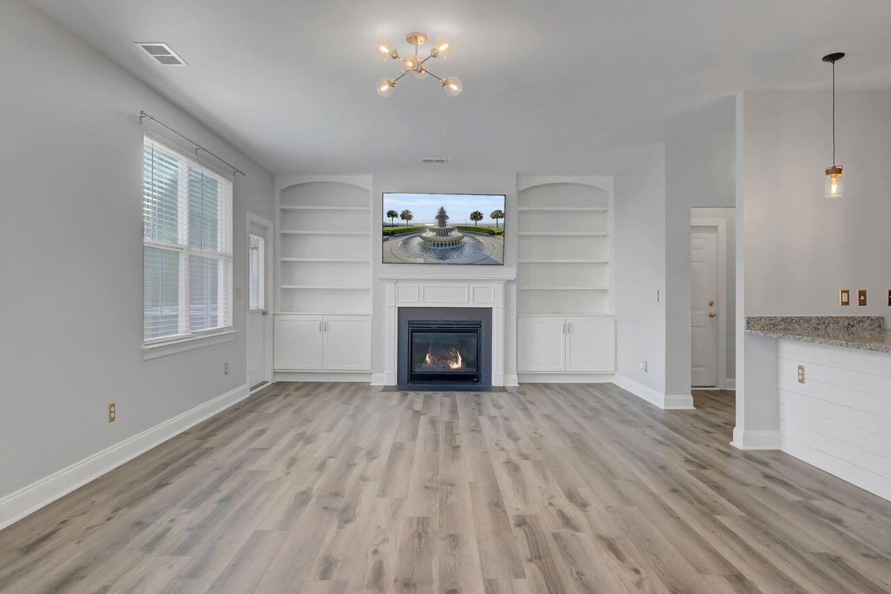 204 Rice Mill Place Wando, SC 29492 - Photo 10 of 41 Living room1