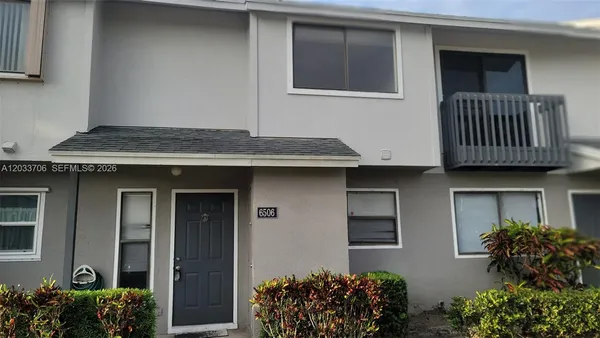 $2,000 | 6506 Dockside Circle, Greenacres, FL 33463