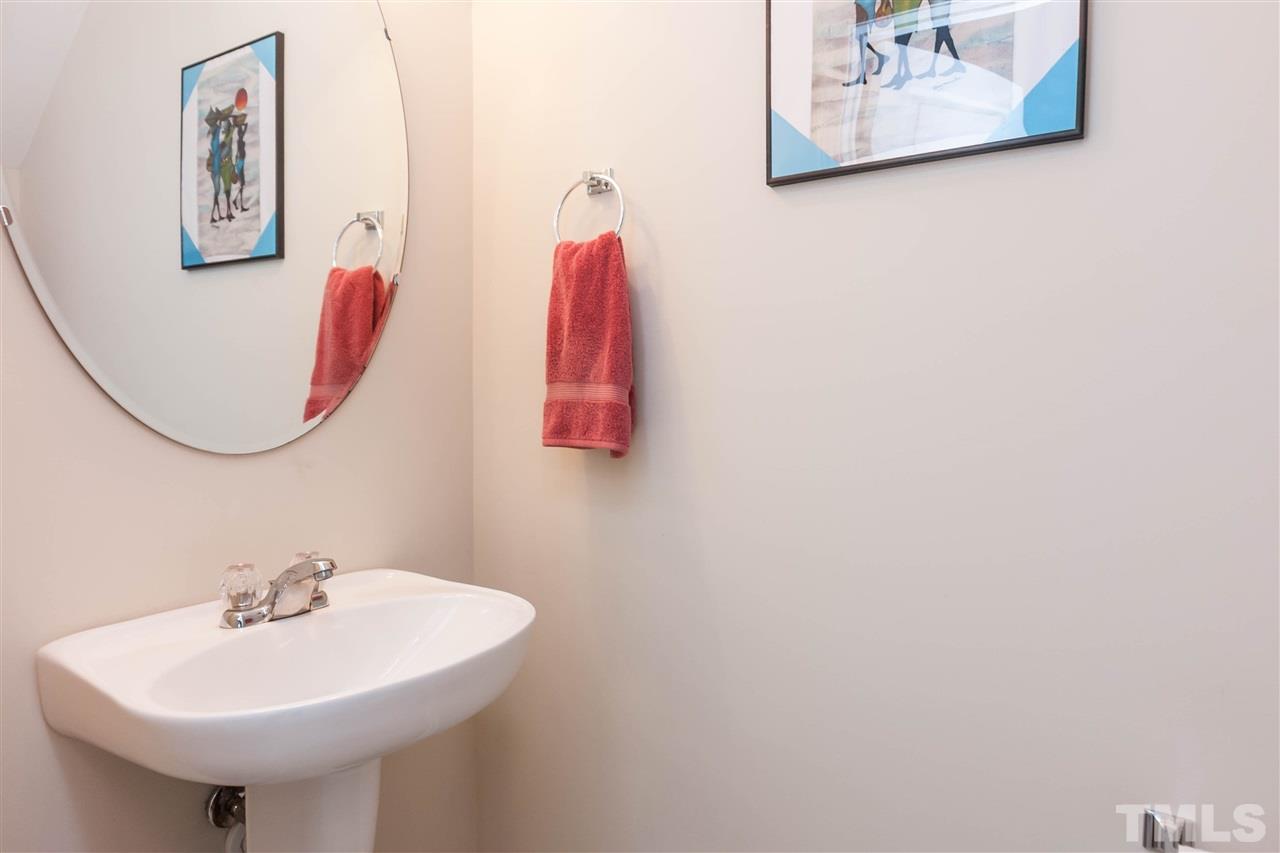 4424 Sugarbend Way Raleigh, NC 27606 - Photo 10 of 22