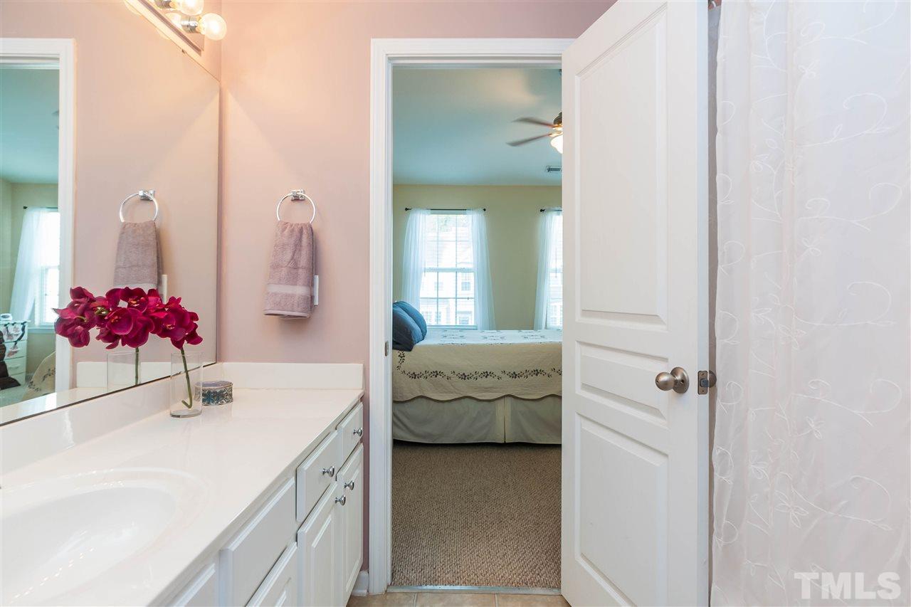 4424 Sugarbend Way Raleigh, NC 27606 - Photo 14 of 22