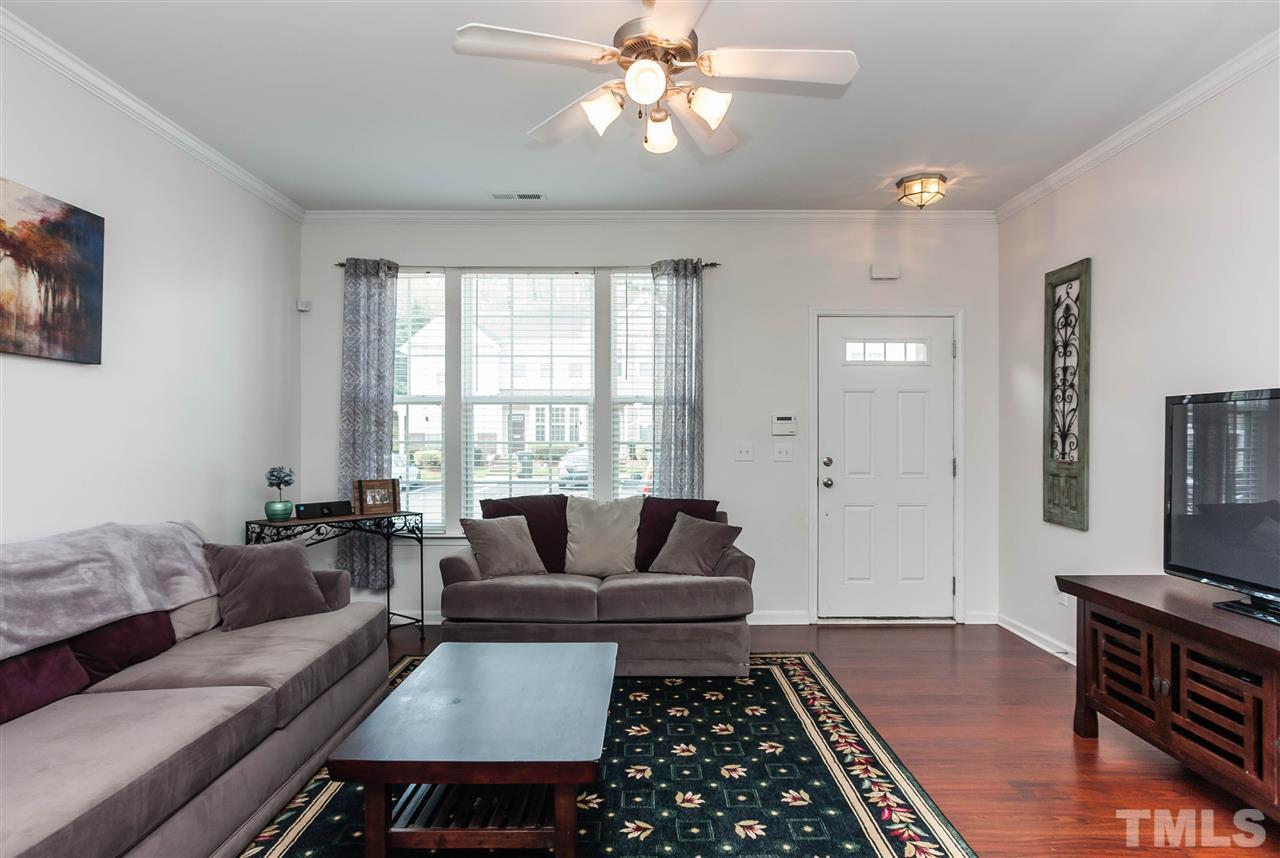 4424 Sugarbend Way Raleigh, NC 27606 - Photo 4 of 22