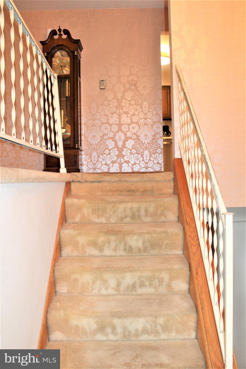 14603 Viewcrest Road Southwest Cumberland, MD 21502 - Photo 24 of 79 Foyer Staircase To Main Level