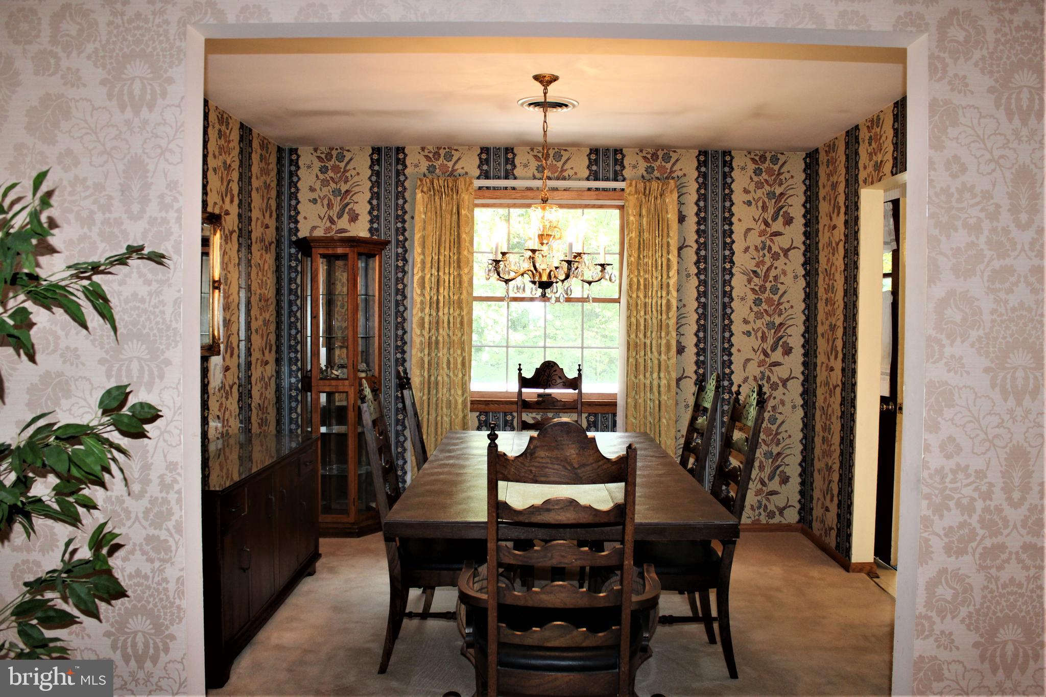 14603 Viewcrest Road Southwest Cumberland, MD 21502 - Photo 31 of 79 Dining Room View 2