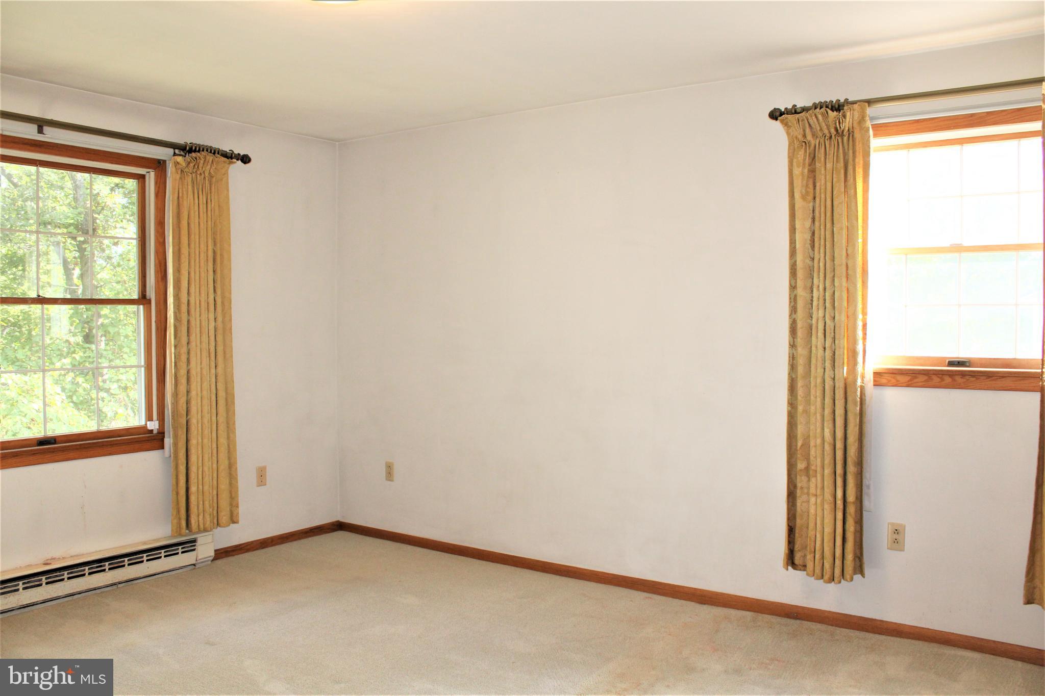 14603 Viewcrest Road Southwest Cumberland, MD 21502 - Photo 44 of 79 Bedroom 1 View 1