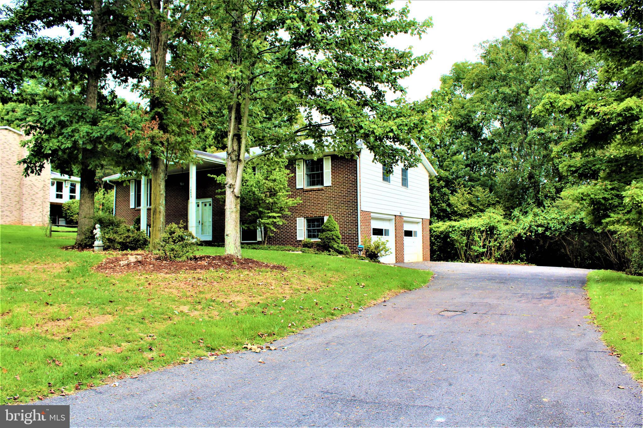 14603 Viewcrest Road Southwest Cumberland, MD 21502 - Photo 5 of 79 Front Right Side View 2