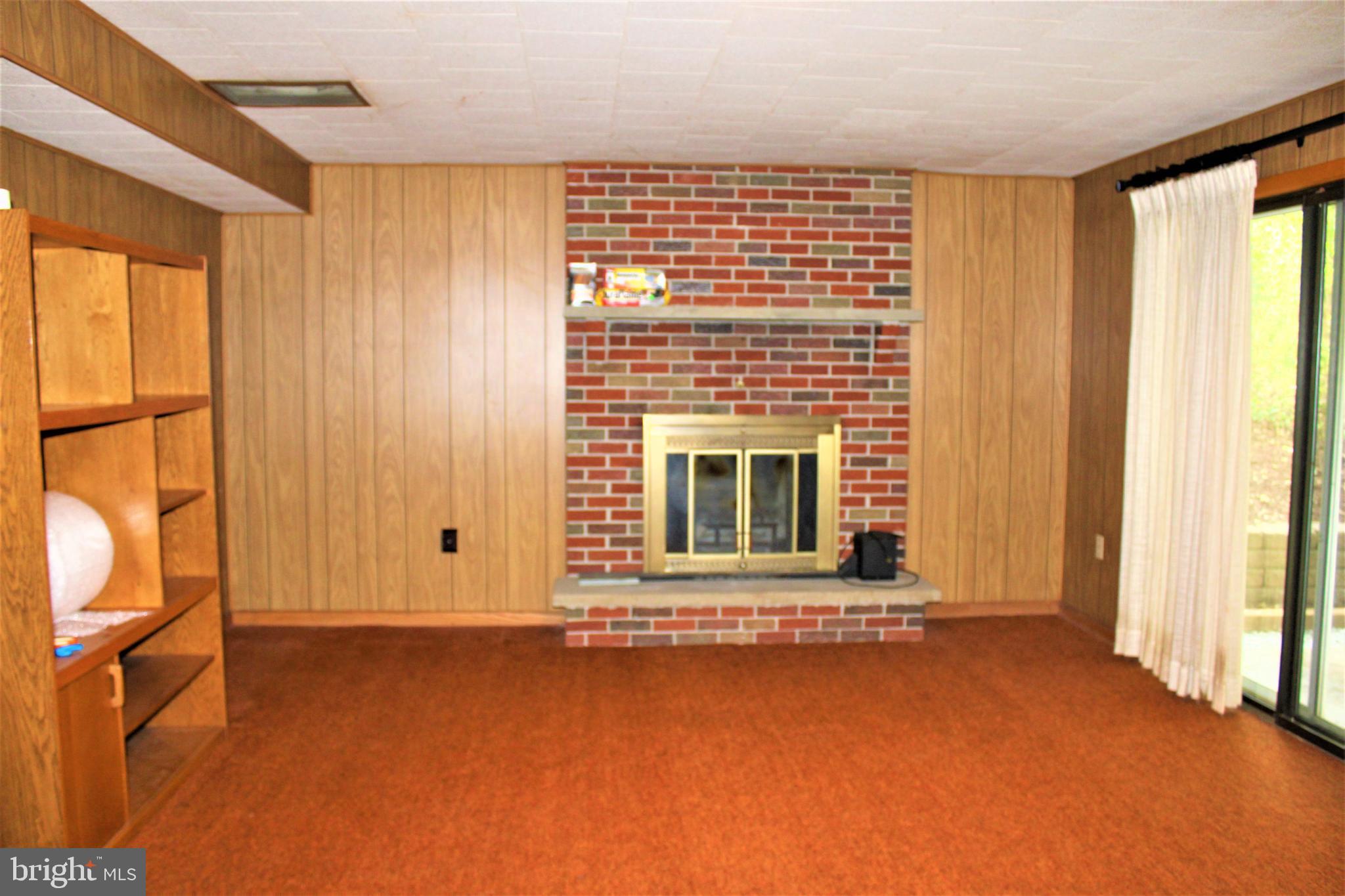 14603 Viewcrest Road Southwest Cumberland, MD 21502 - Photo 67 of 79 Lower Level Family Room View 1