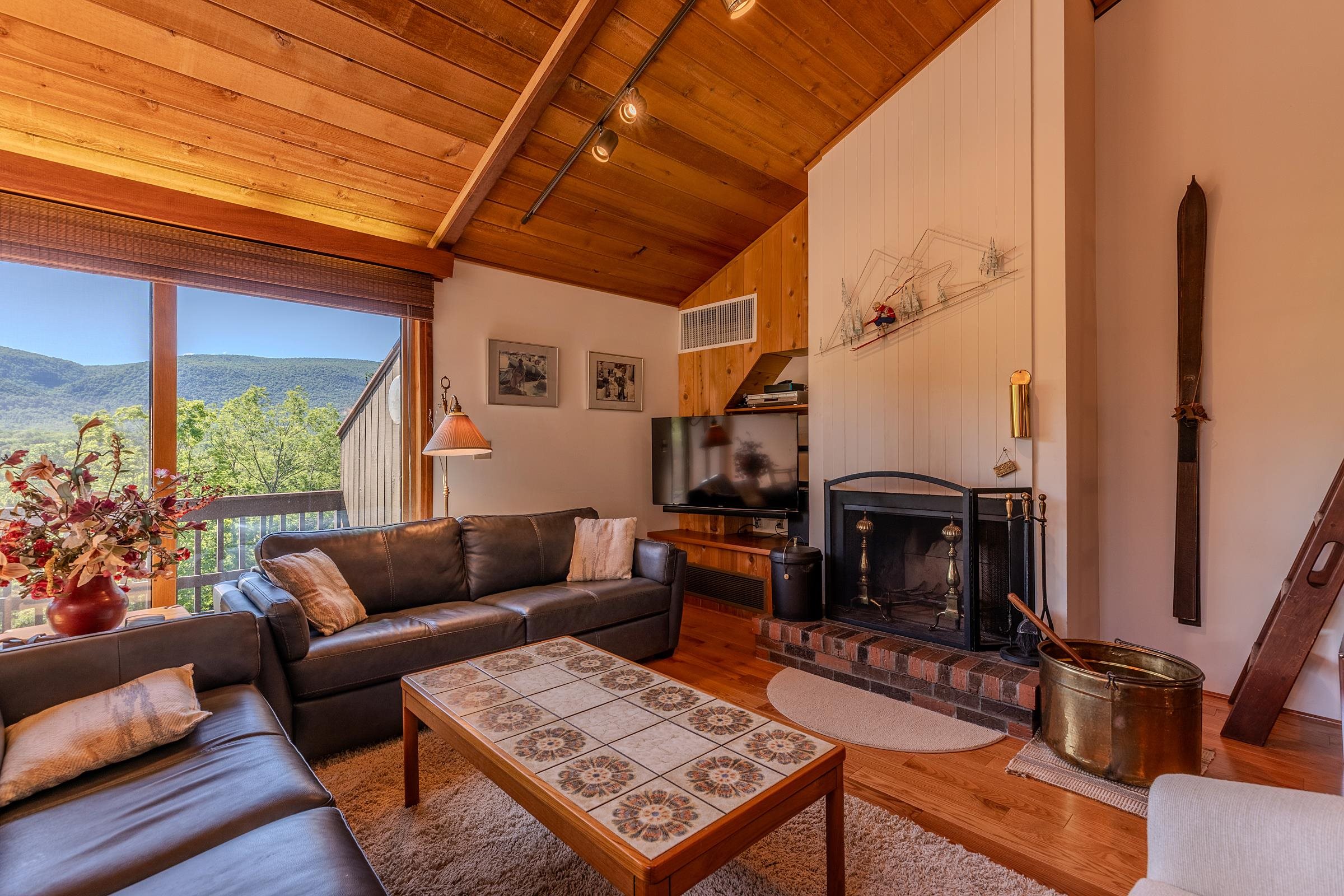 43 Murray Hill Heights Road, Unit 37 Manchester, VT 05255 - Photo 6 of 21