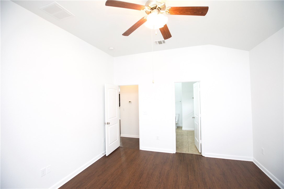 18421 Moreto Loop Pflugerville, TX 78660 - Photo 5 of 14