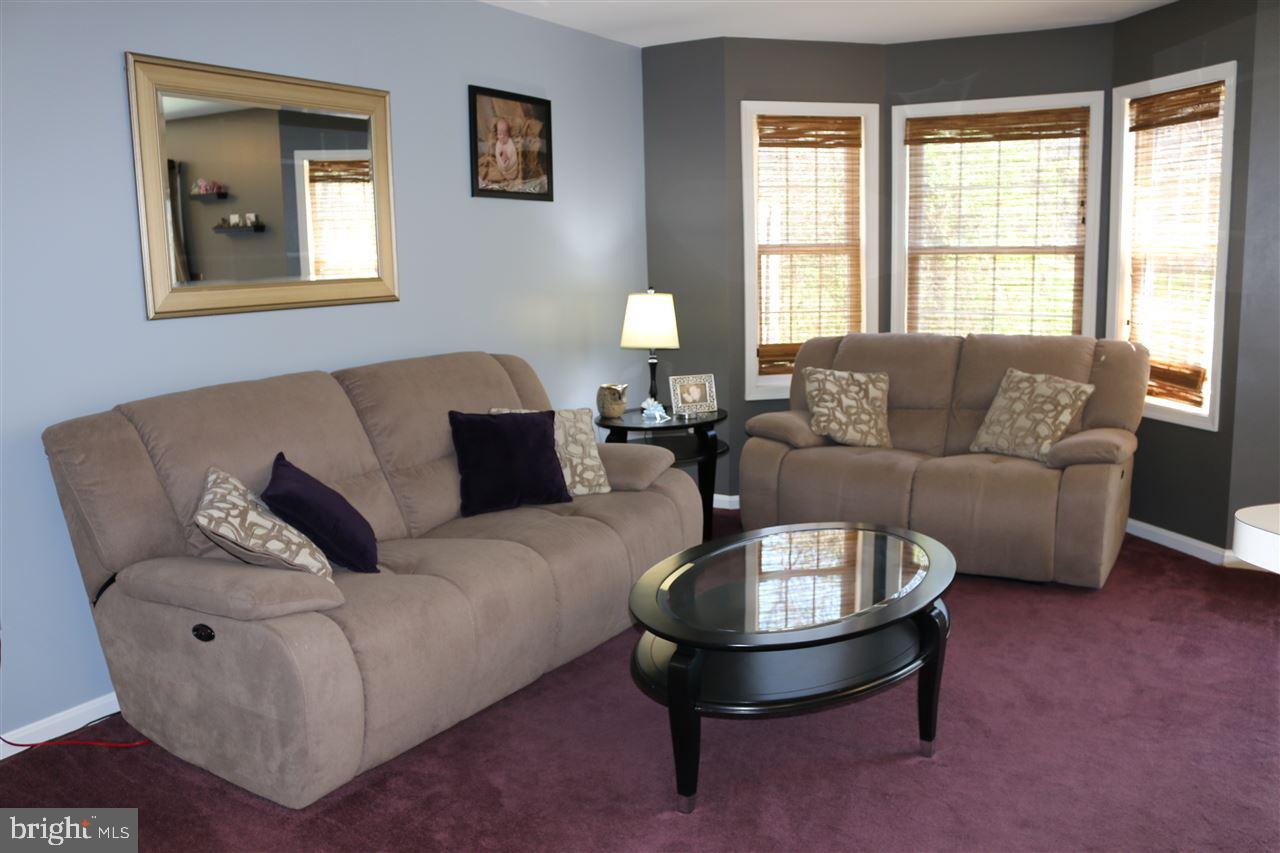 153 Oaklea Road Harrisburg, PA 17110 - Photo 5 of 25 Gallery Image 5