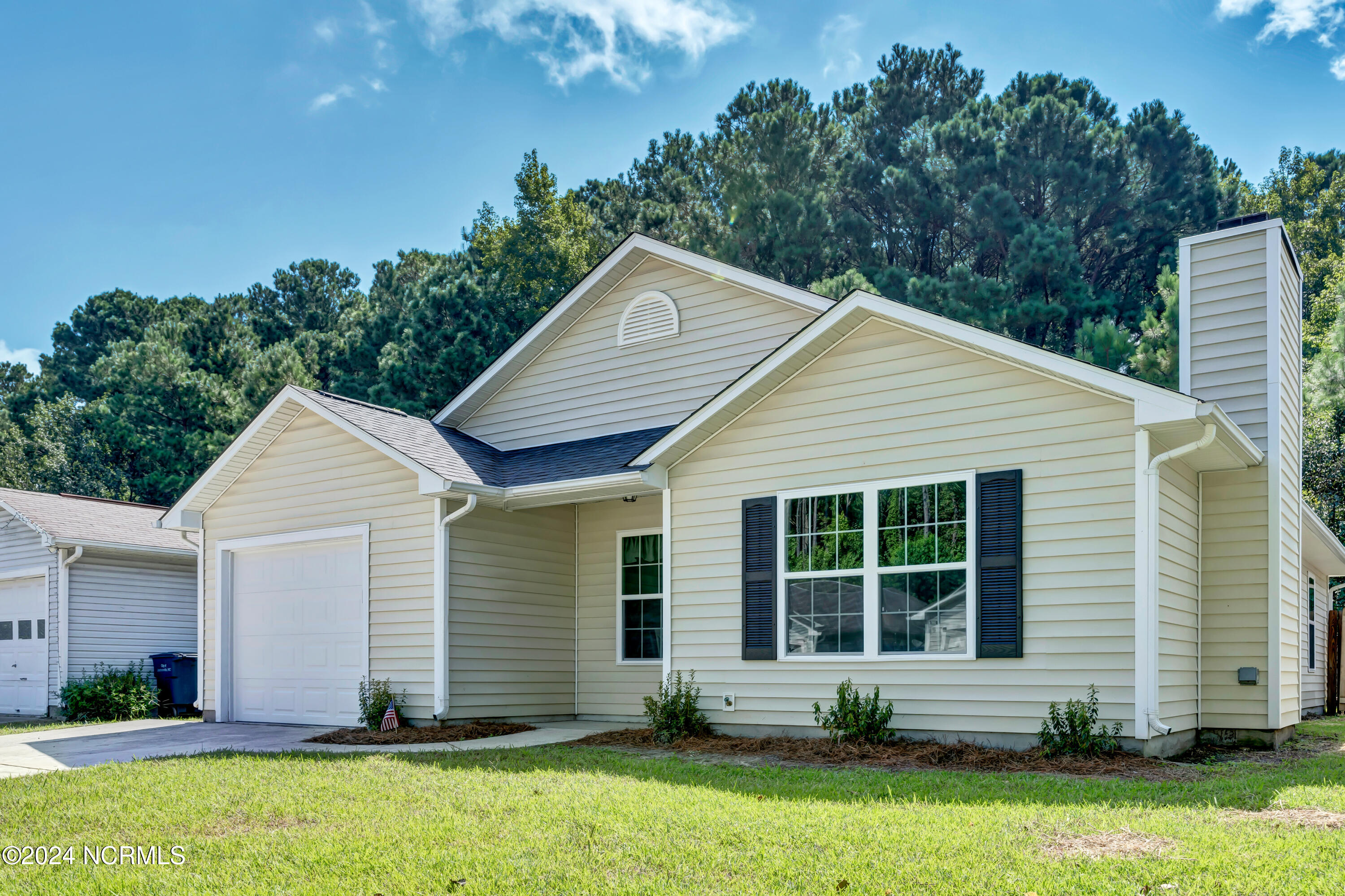 3044 Foxhorn Road Jacksonville, NC 28546 - Photo 3 of 25 2