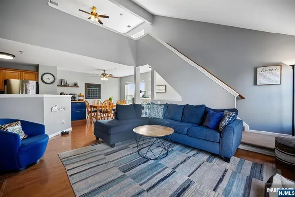 $429,000 | 37 Mountainside Drive, Pompton Lakes, NJ 07442