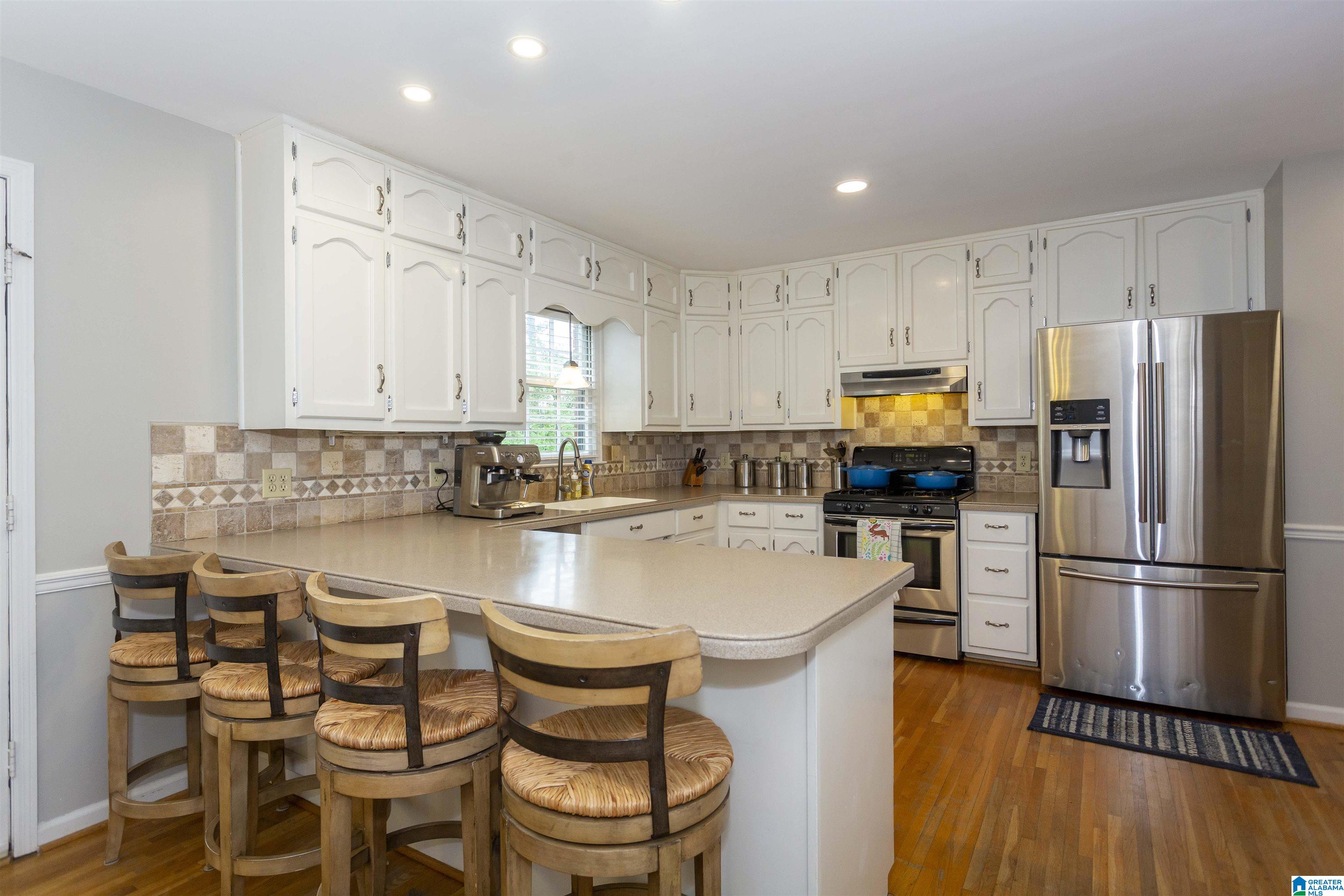 2429 Dolly Ridge Trail Vestavia Hills, AL 35243 - Photo 8 of 39
