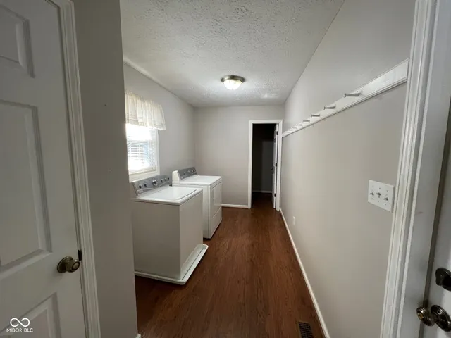 $365,000 | 810 Sunblest Boulevard, Fishers, IN 46038