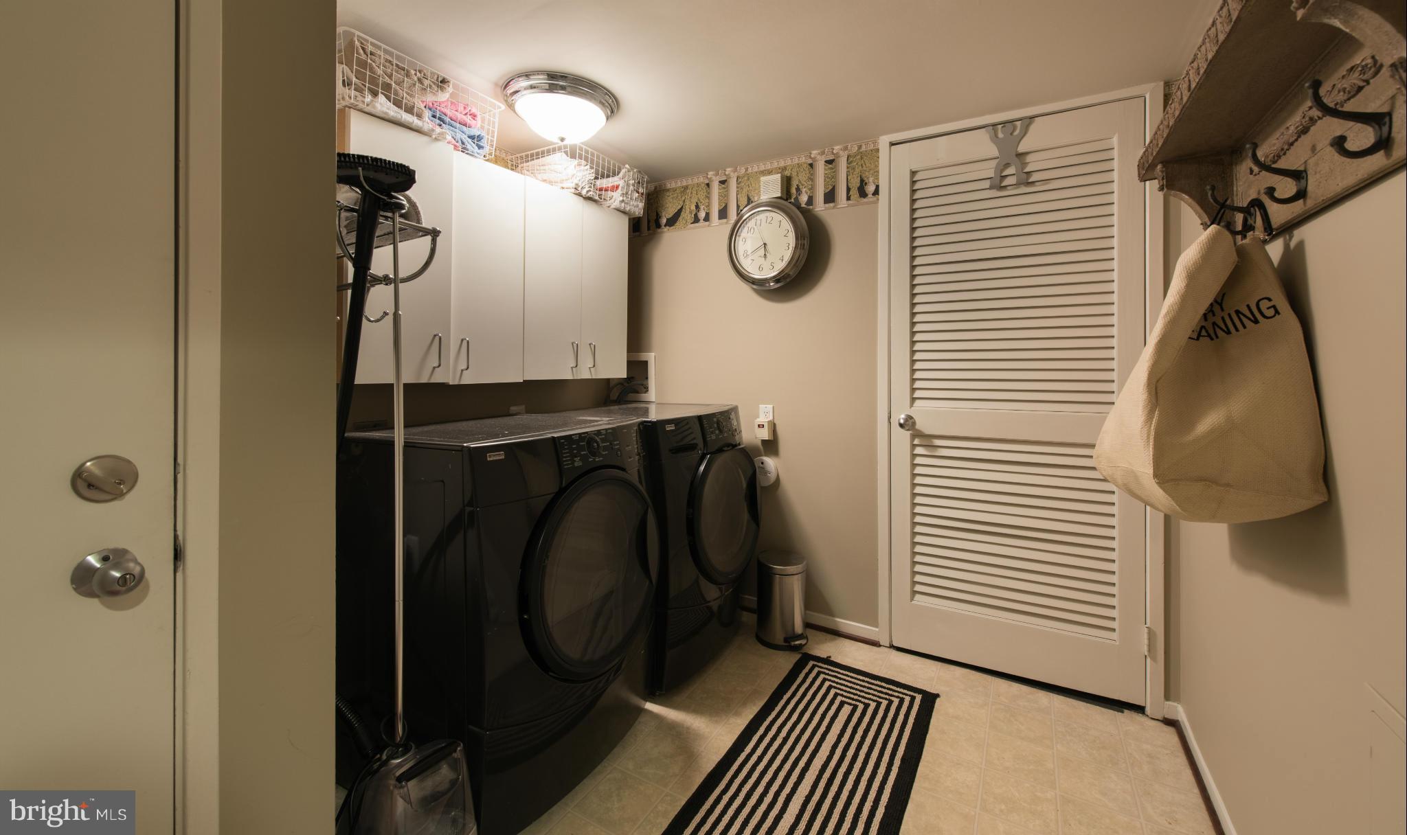 1996 Solaridge Court Reston, VA 20191 - Photo 14 of 28 Interior (General)