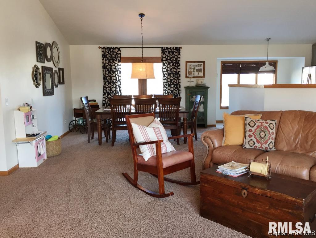 5309 Manhattan Drive Springfield, IL 62711 - Photo 14 of 32