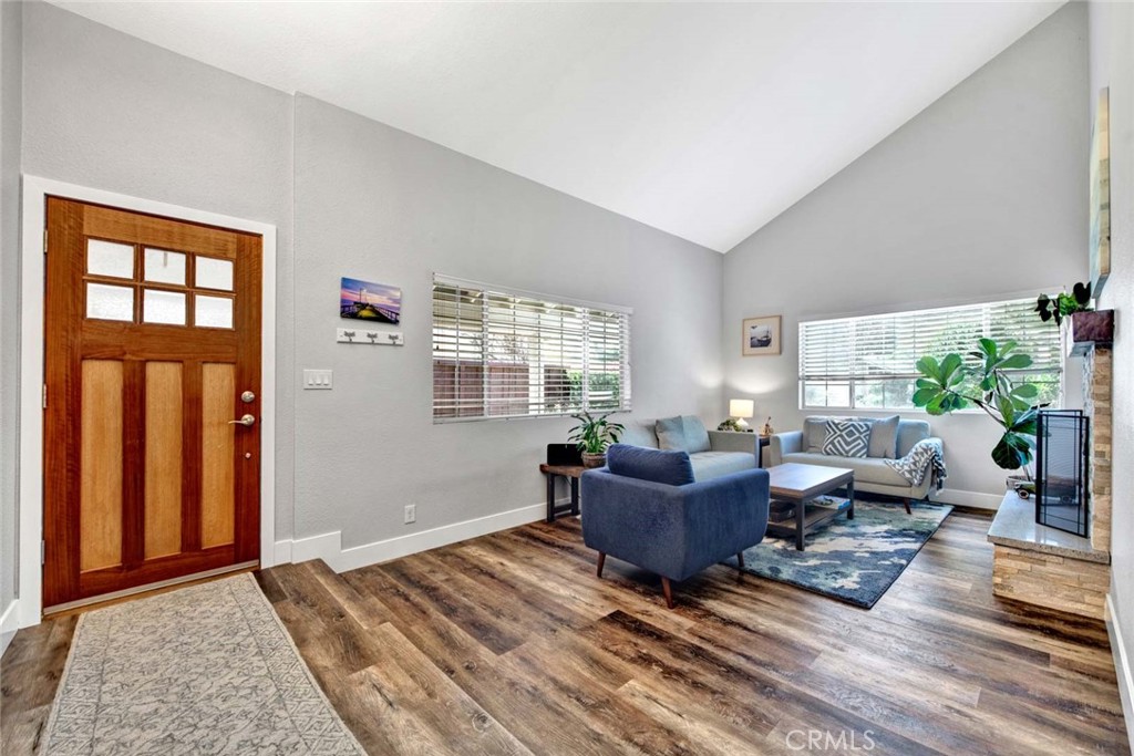 14762 Bridgeport Road Tustin, CA 92780 - Photo 3 of 29 a living room with furniture rug and window