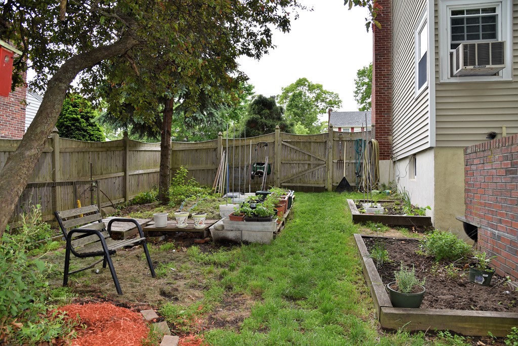 6 Cushing Road Norwood, MA 02062 - Photo 8 of 29 Gallery Image 8