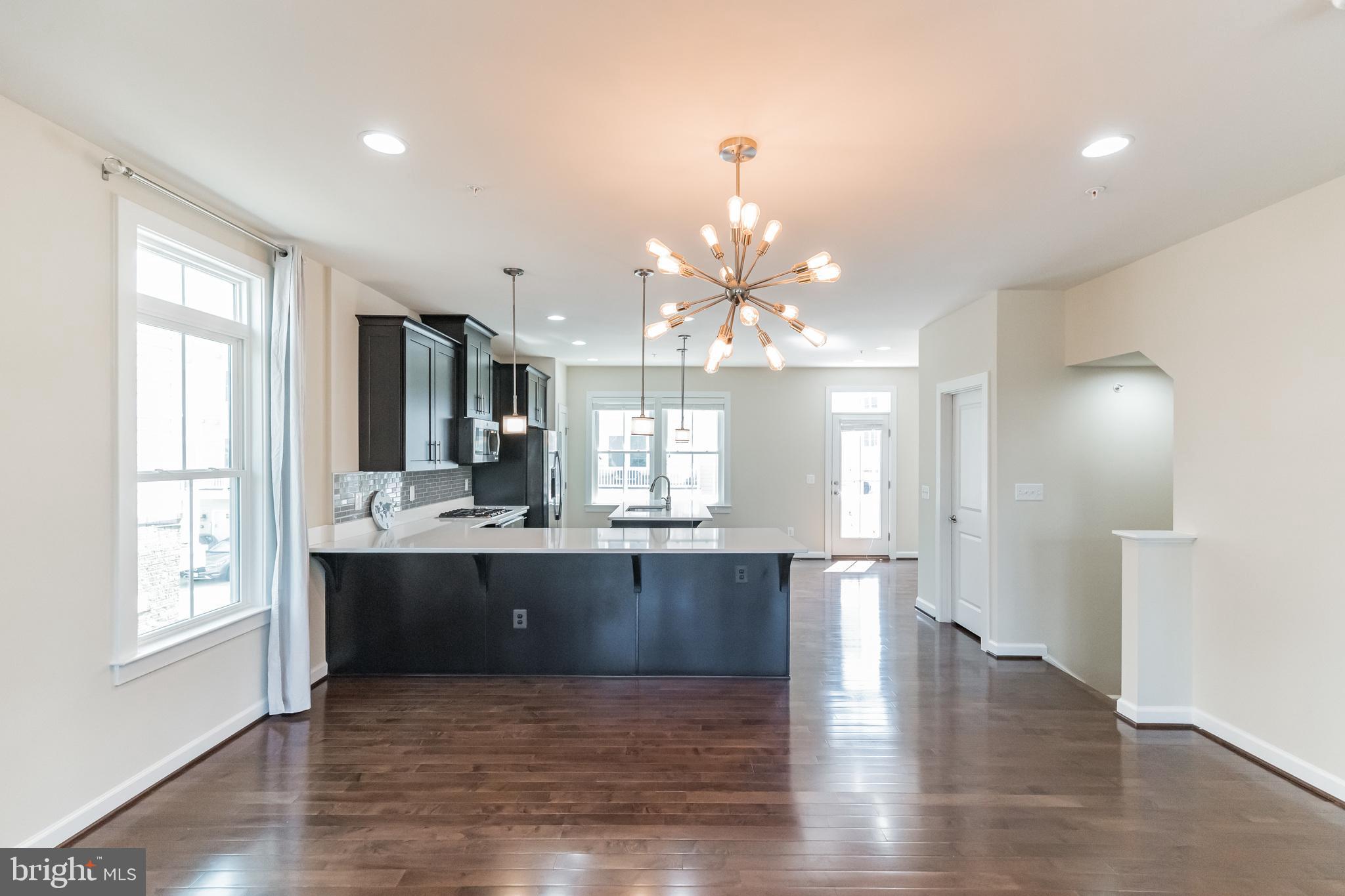 11391 Ridgeline Road Fairfax, VA 22030 - Photo 14 of 37