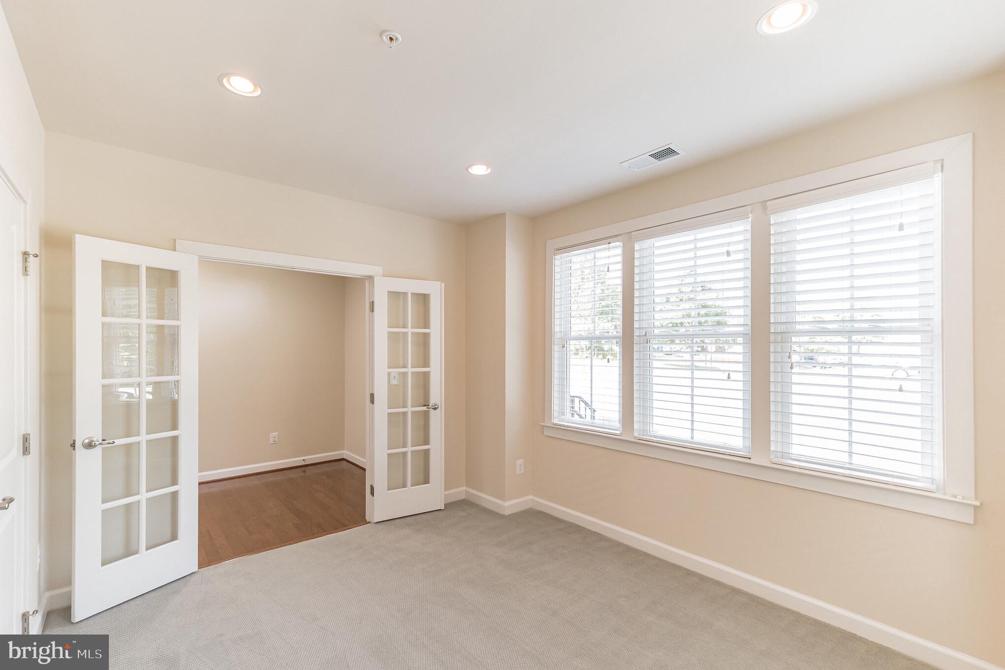 11391 Ridgeline Road Fairfax, VA 22030 - Photo 31 of 37