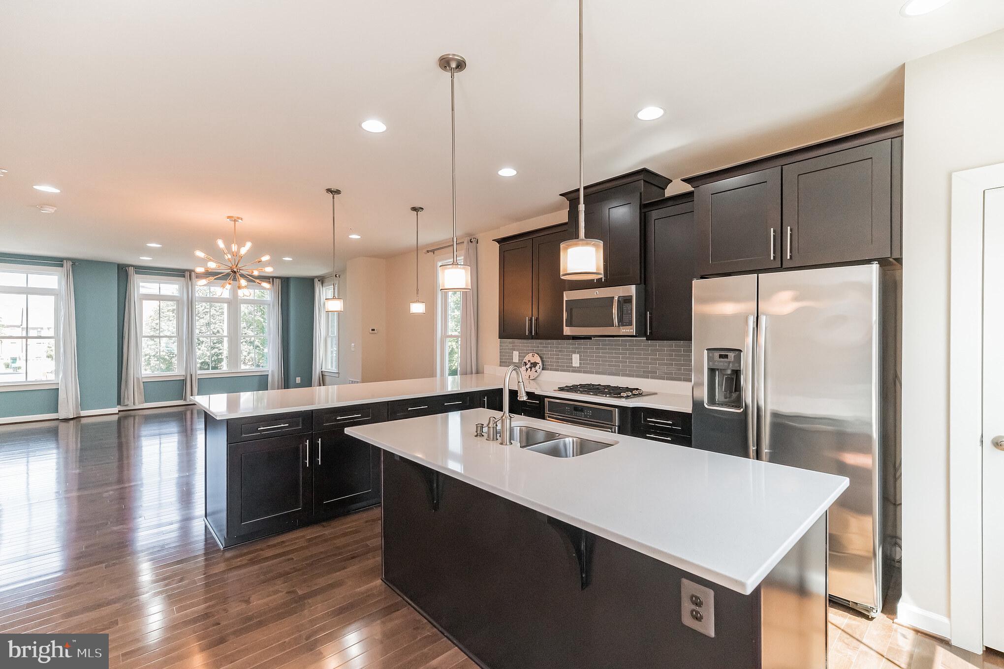 11391 Ridgeline Road Fairfax, VA 22030 - Photo 10 of 37