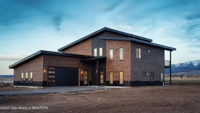 $1,525,000 | 1601 Jackrabbit Lane, Driggs, ID 83422