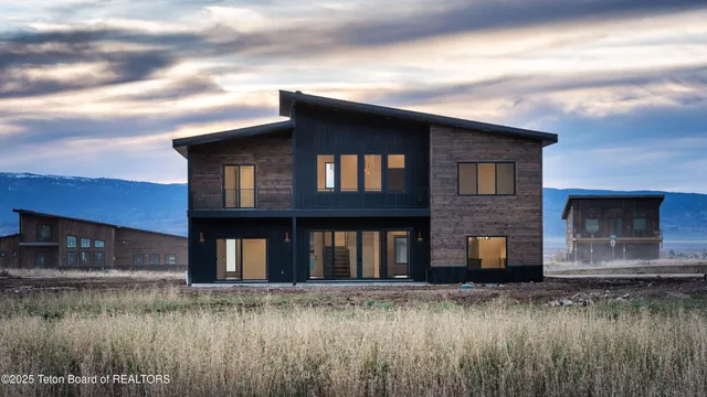 $1,525,000 | 1601 Jackrabbit Lane, Driggs, ID 83422