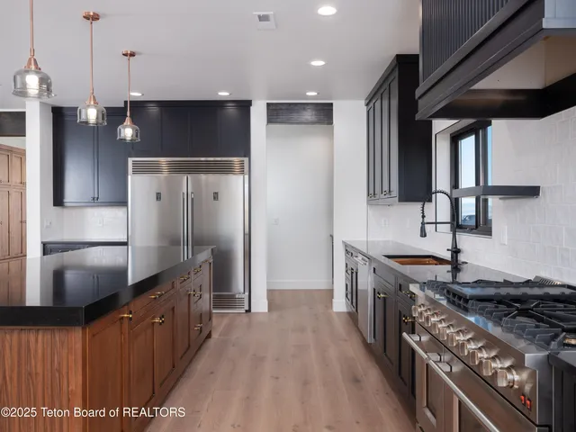 $1,525,000 | 1601 Jackrabbit Lane, Driggs, ID 83422