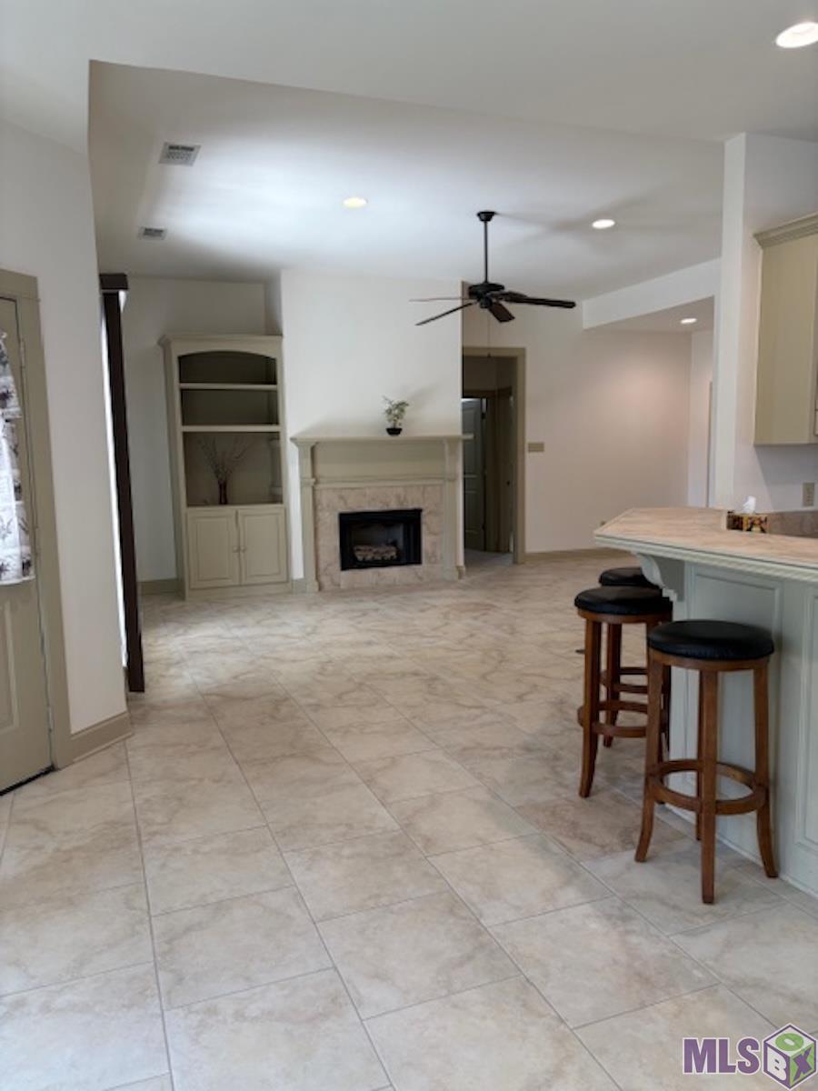 9004 Boone Avenue Baton Rouge, LA 70810 - Photo 2 of 13